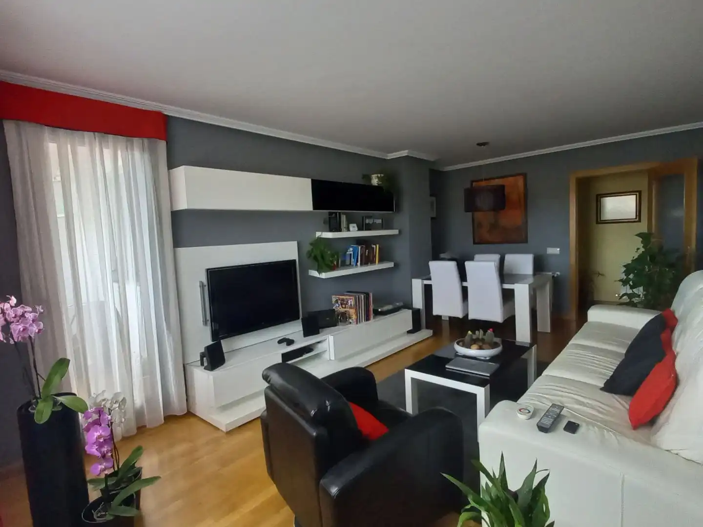 Flat for sale in Carretera de Sonsoles, 9, Sónsoles Living room of Flat for sale in Ávila with Heating, Private garden and Terrace