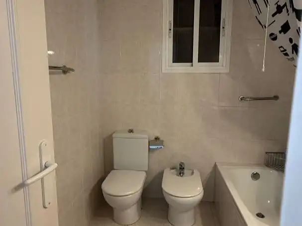Flat for sale in Passeig de Rafael Campalans, 22, Platja de la Paella Bathroom of Flat for sale in Torredembarra with Air Conditioner and Balcony