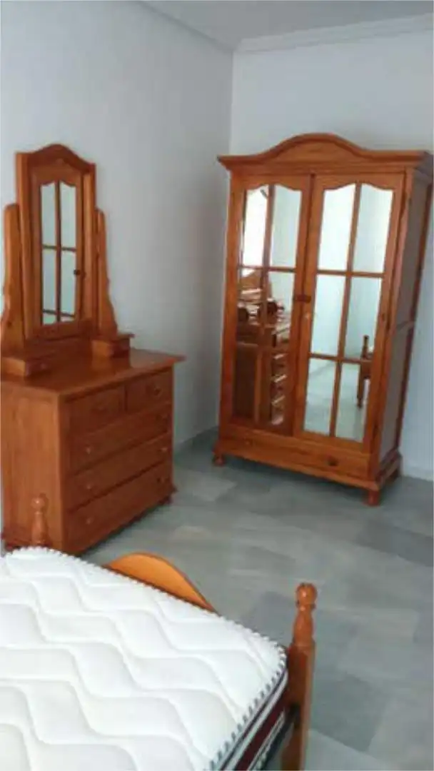 Flat for rent in Dehesilla de Calamón - Campomanes Bedroom of Flat for rent in Badajoz with Furnished
