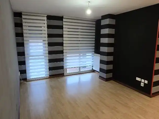 Living room of Flat for rent in Valladolid  with Heating, Parquet flooring and Storage room