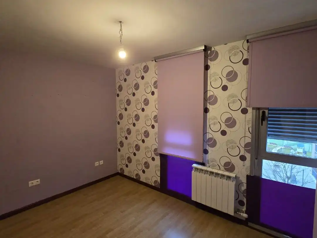 Bedroom of Flat for rent in Valladolid  with Heating, Parquet flooring and Storage room