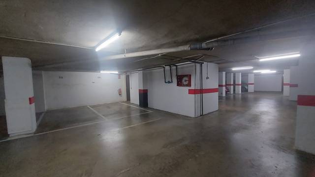 Garaje en Alquiler en Carrer del Músic Perfecte Artola, 8 en Zona Avenida del Mar