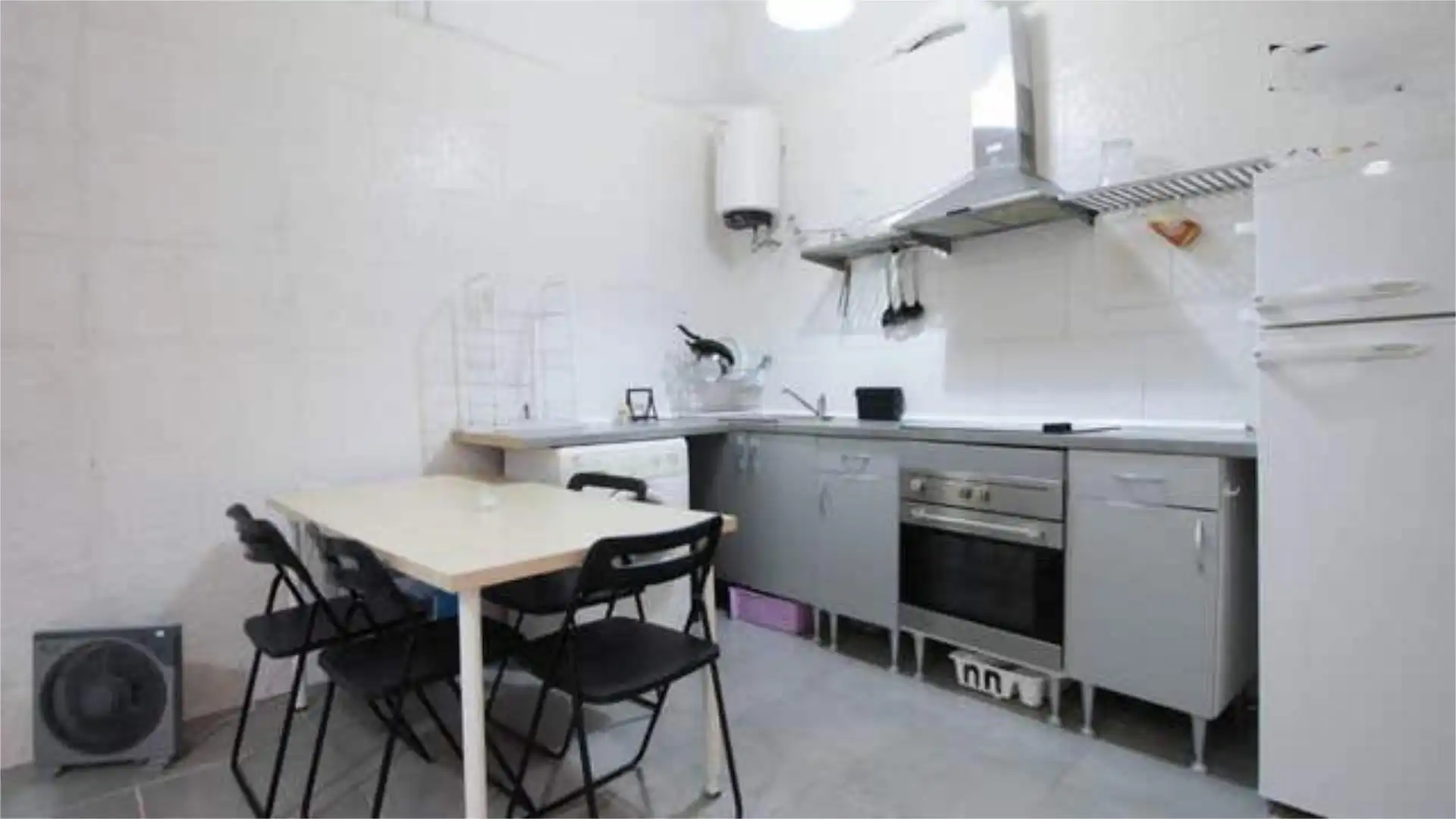 Study for rent in El Carmel Kitchen of Study for rent in Barcelona with Heating and Pets allowed