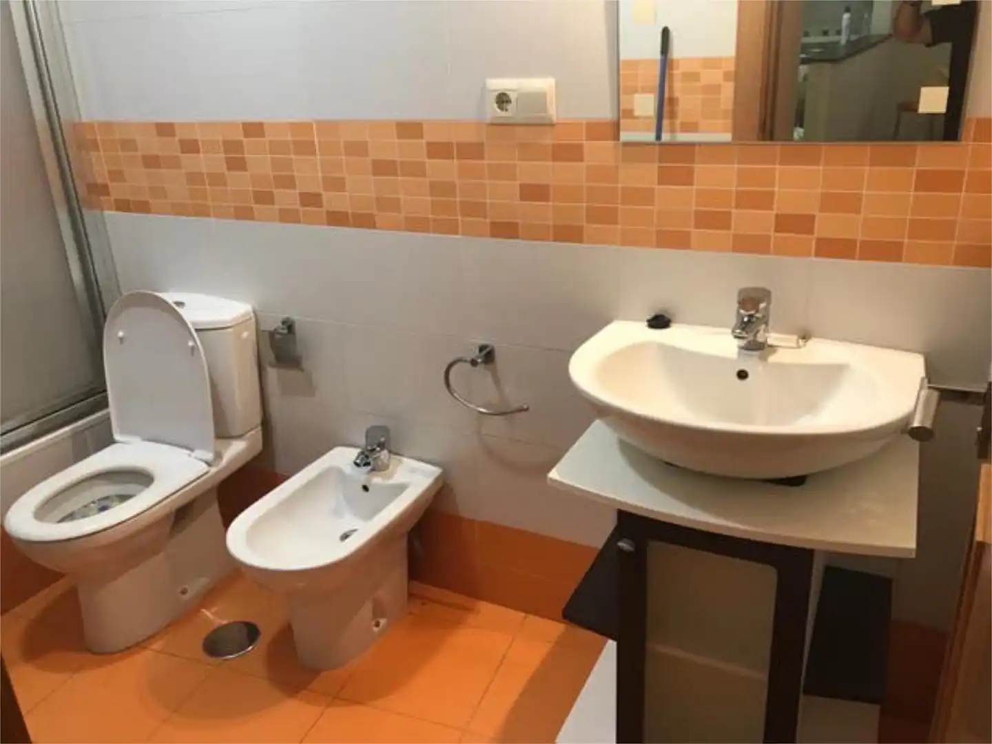 Badezimmer von Wohnung zur Miete in Pinos Genil