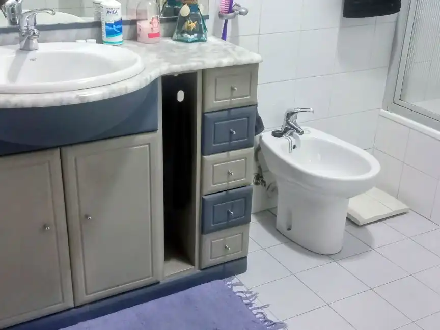 Flat for sale in Grupo Aiega Auzunea, 51, Ortuella Bathroom of Flat for sale in Ortuella with Balcony