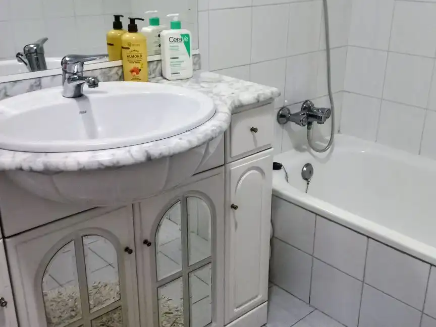 Flat for sale in Grupo Aiega Auzunea, 51, Ortuella Bathroom of Flat for sale in Ortuella with Balcony