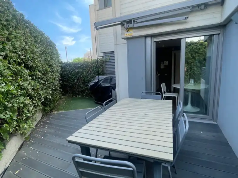 Casa adosada en venda a Carretera de Carabanchel, 20, Pueblo Terrassa de Casa adosada en venda en Pozuelo de Alarcón amb Aire condicionat, Calefacció i Jardí privat