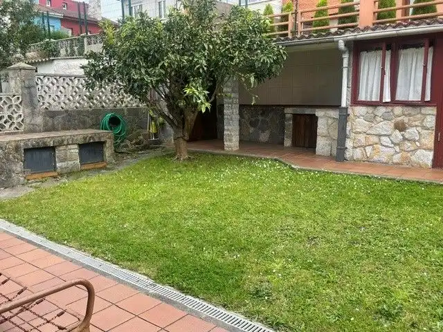Casa adosada en venta en Calle Santo Ángel, 32, Villalegre - La Luz Casa adosada en venta en Calle Santo Ángel, 32, Villalegre - La Luz