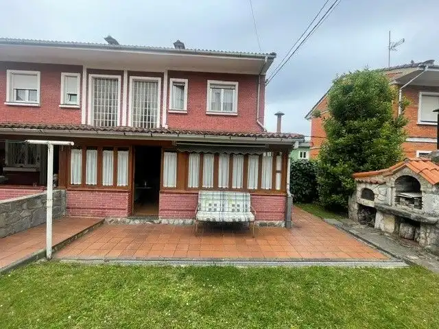 Casa adosada en venta en Calle Santo Ángel, 32, Villalegre - La Luz Casa adosada en venta en Calle Santo Ángel, 32, Villalegre - La Luz