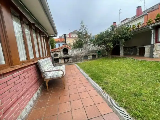 Casa adosada en venta en Calle Santo Ángel, 32, Villalegre - La Luz Casa adosada en venta en Calle Santo Ángel, 32, Villalegre - La Luz