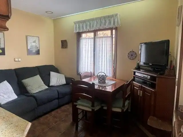 Casa adosada en venta en Calle Santo Ángel, 32, Villalegre - La Luz Casa adosada en venta en Calle Santo Ángel, 32, Villalegre - La Luz