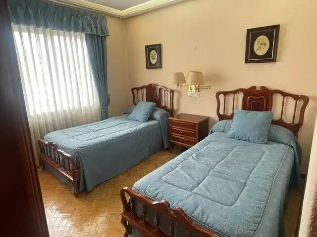 Casa adosada en venta en Calle Santo Ángel, 32, Villalegre - La Luz Casa adosada en venta en Calle Santo Ángel, 32, Villalegre - La Luz