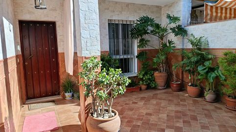Casa adosada en venta en Calle Constantino Ponce de la Fuente, 41, Colores - Entreparques, Sevilla Capital - imagen 4 Foto 4 de Casa adosada en venta en Calle Constantino Ponce de la Fuente, 41, Colores - Entreparques, Sevilla Capital