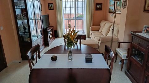 Casa adosada en venta en Calle Constantino Ponce de la Fuente, 41, Colores - Entreparques, Sevilla Capital - imagen 5 Foto 5 de Casa adosada en venta en Calle Constantino Ponce de la Fuente, 41, Colores - Entreparques, Sevilla Capital