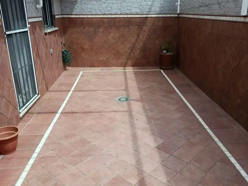 Casa adosada en venta en Calle Constantino Ponce de la Fuente, 41, Sevilla Capital Terraza de Casa adosada en venta en Sevilla Capital con Aire acondicionado y Terraza