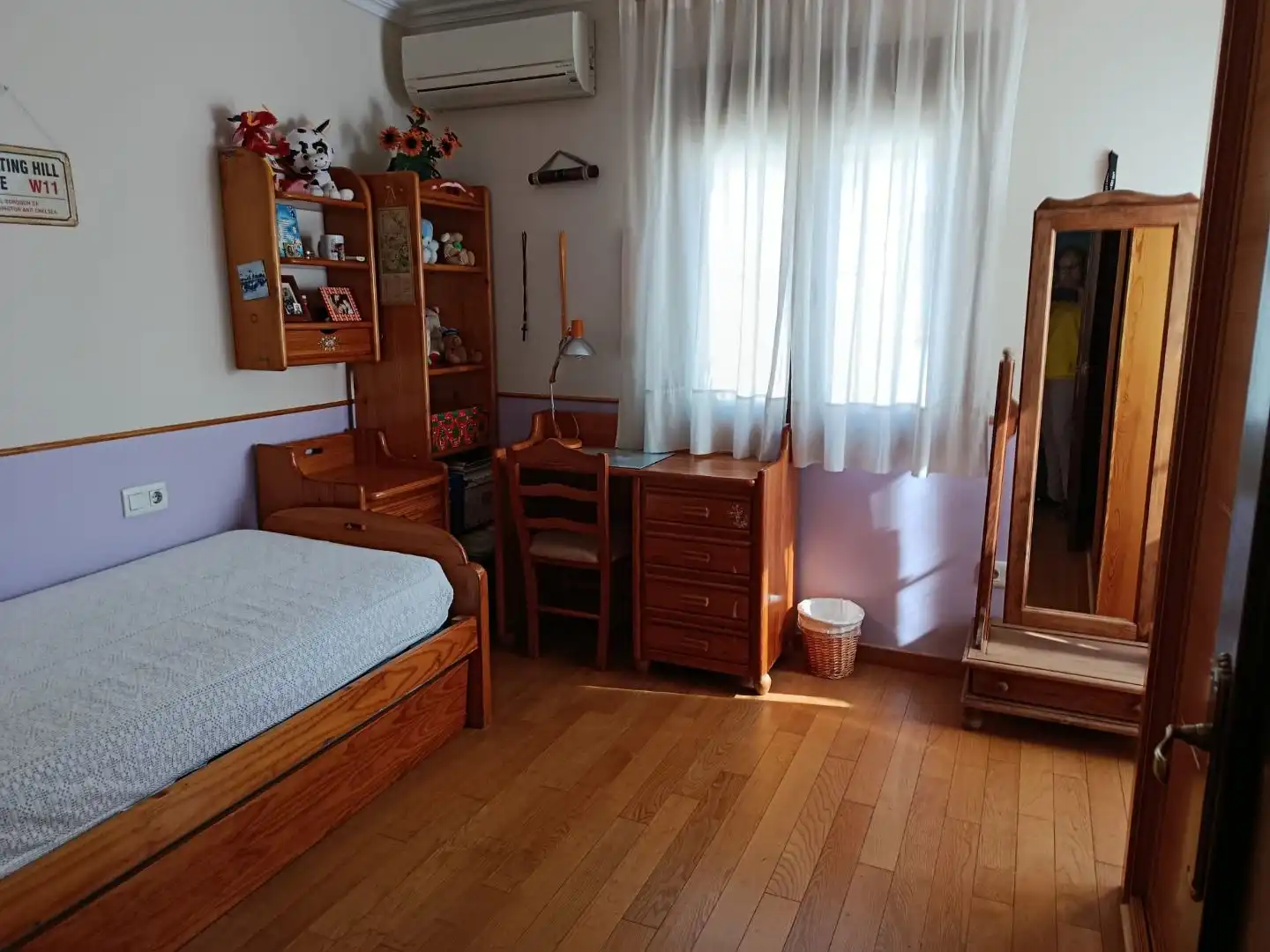 Casa adosada en venta en Calle Constantino Ponce de la Fuente, 41, Sevilla Capital Habitación de Casa adosada en venta en Sevilla Capital con Aire acondicionado y Terraza