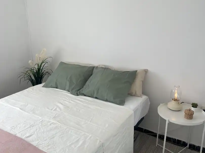 Bedroom of Flat for share in Badalona  with Furnished