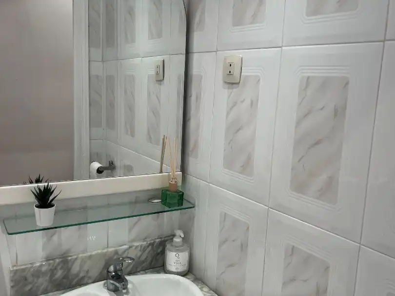 Bathroom of Flat for share in Badalona  with Furnished