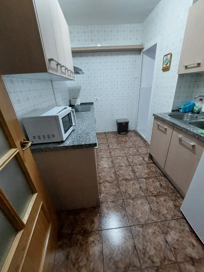Habitación en Calle Andrés Segovia, 11, Avda de Madrid - Pº de la Estación Habitación en Calle Andrés Segovia, 11, Avda de Madrid - Pº de la Estación