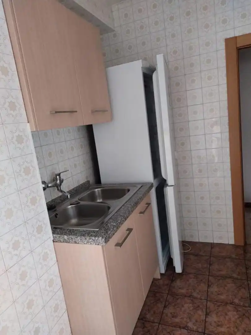 Habitación en Calle Andrés Segovia, 11, Avda de Madrid - Pº de la Estación Habitación en Calle Andrés Segovia, 11, Avda de Madrid - Pº de la Estación