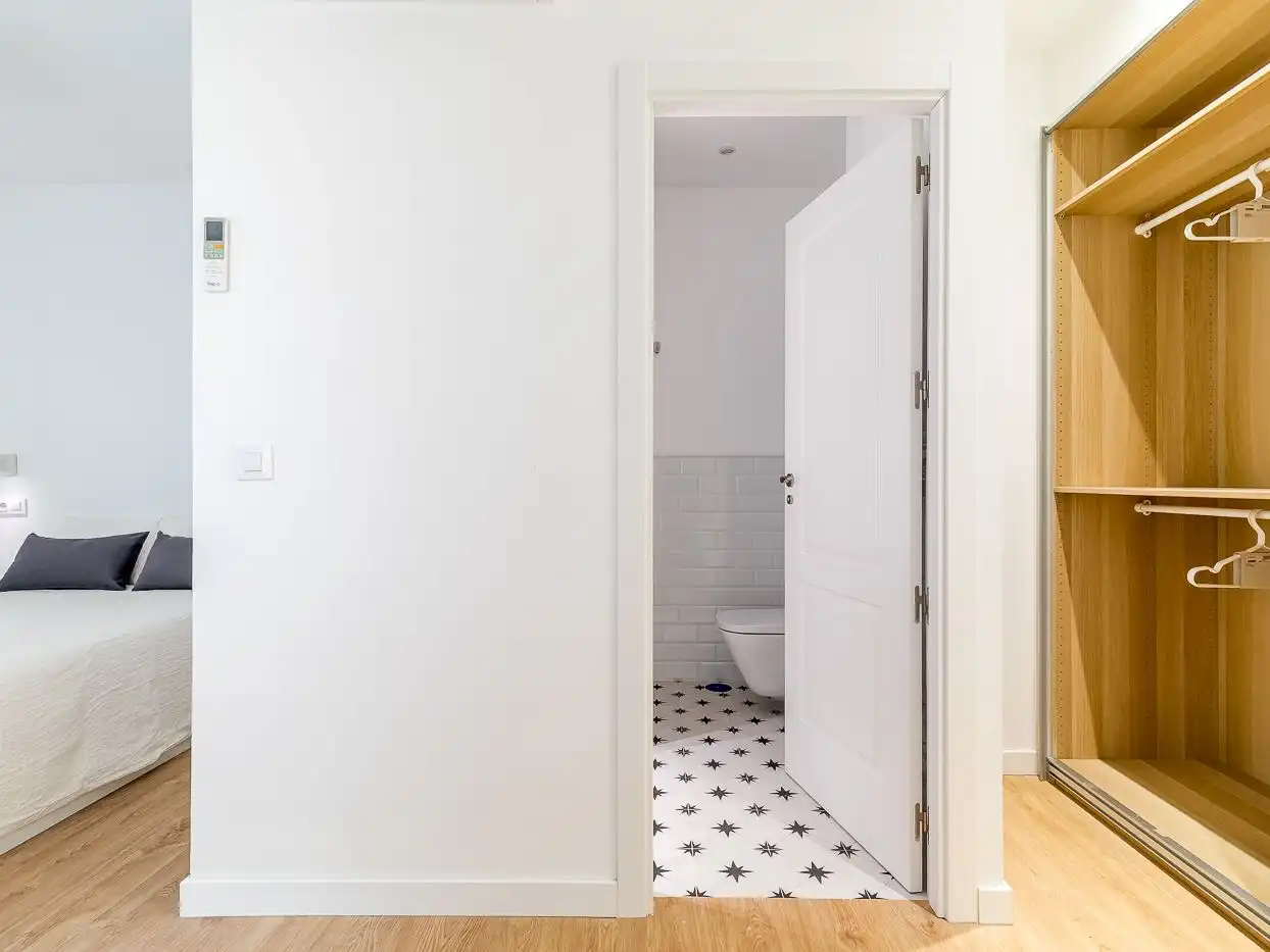 Piso de alquiler en Paseo de San Francisco de Sales, 11, Vallehermoso Baño de Piso de alquiler en Madrid con Aire acondicionado, Calefacción y Parquet
