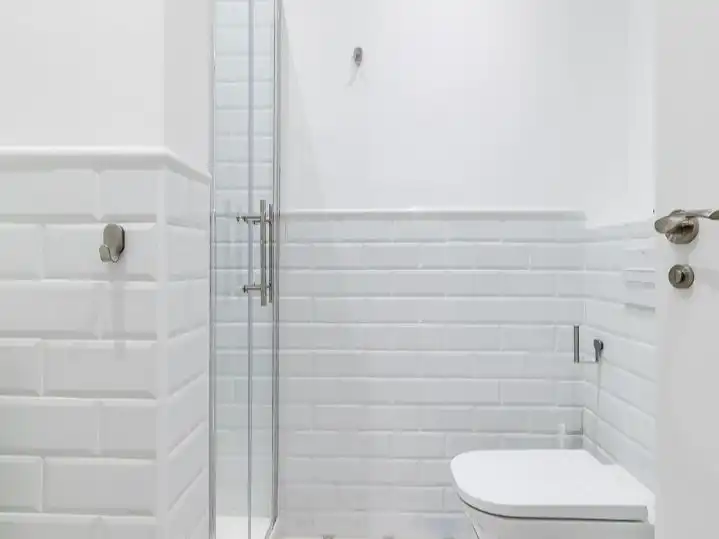 Piso de alquiler en Paseo de San Francisco de Sales, 11, Vallehermoso Baño de Piso de alquiler en Madrid con Aire acondicionado, Calefacción y Parquet