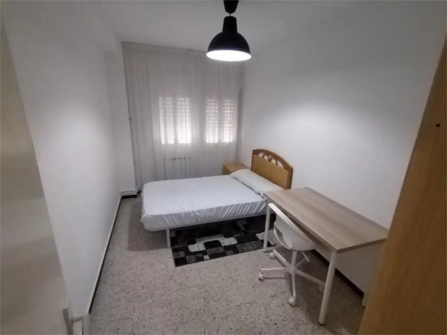 Flat for rent in Campus Norte - San Caetano Bedroom of Flat for rent in Santiago de Compostela with Heating and Furnished