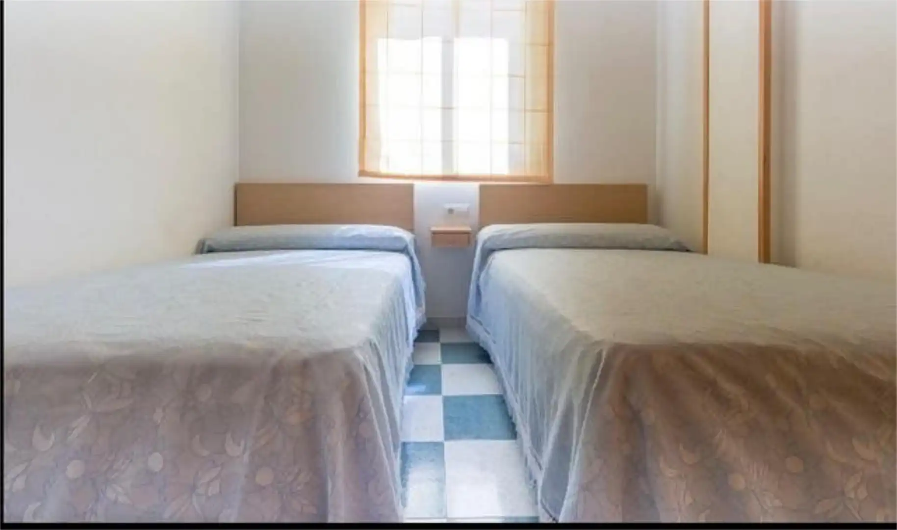 Dormitori de Apartament de lloguer en Oropesa del Mar / Orpesa amb Jardí privat, Terrassa i Piscina