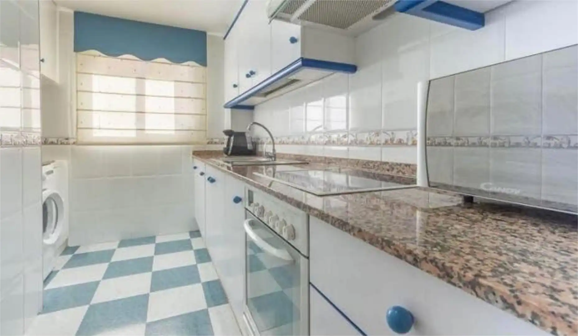 Cuina de Apartament de lloguer en Oropesa del Mar / Orpesa amb Jardí privat, Terrassa i Piscina