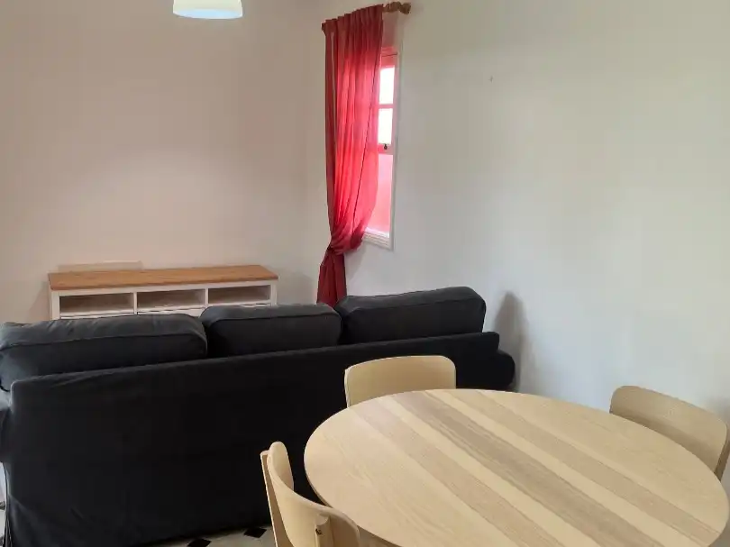Casa adosada de alquiler en Avenida Tour Op Startour, 1, Maspalomas - Meloneras Sala de estar de Casa adosada de alquiler en San Bartolomé de Tirajana con Jardín privado, Terraza y Piscina