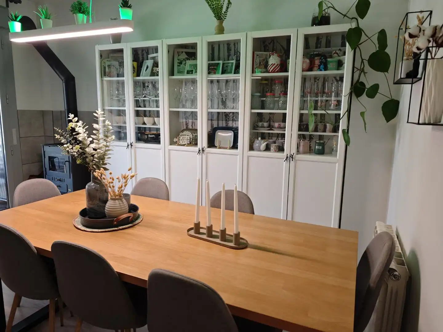 Casa adosada en venta en Calle Peña del Arcipreste, 5, Villalbilla pueblo Comedor de Casa adosada en venta en Villalbilla con Aire acondicionado, Calefacción y Jardín privado