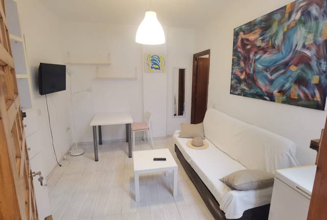 Apartamento en Alquiler en Calle Lucena, 10 en Centro - Sagrario