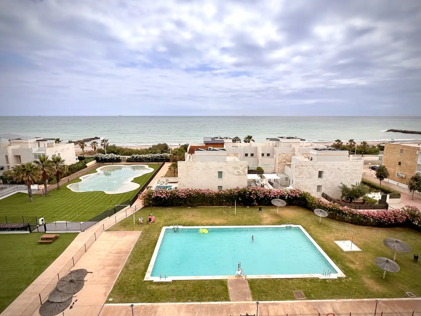 Wohnungen zur Miete in Urbanització Plans Mar, Playa del Puig Wohnungen zur Miete in Urbanització Plans Mar, Playa del Puig