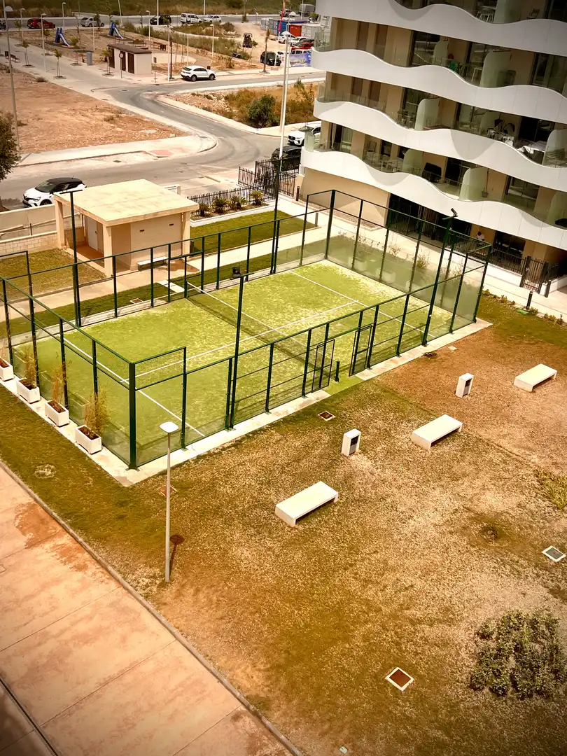 Wohnungen zur Miete in Urbanització Plans Mar, Playa del Puig Garten von Wohnungen zur Miete in El Puig de Santa Maria mit Klimaanlage, Heizung und Privatgarten