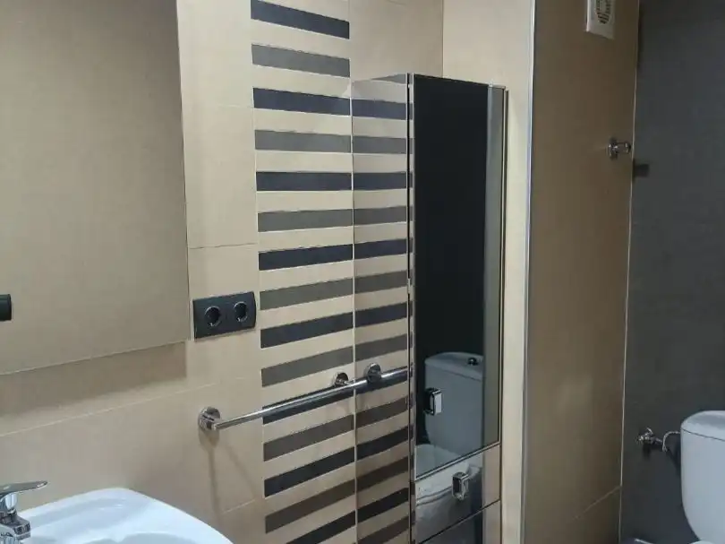 Piso de alquiler en Avenida del Aeropuerto, 6, Ciudad Jardín - Zoco Piso de alquiler en Avenida del Aeropuerto, 6, Ciudad Jardín - Zoco