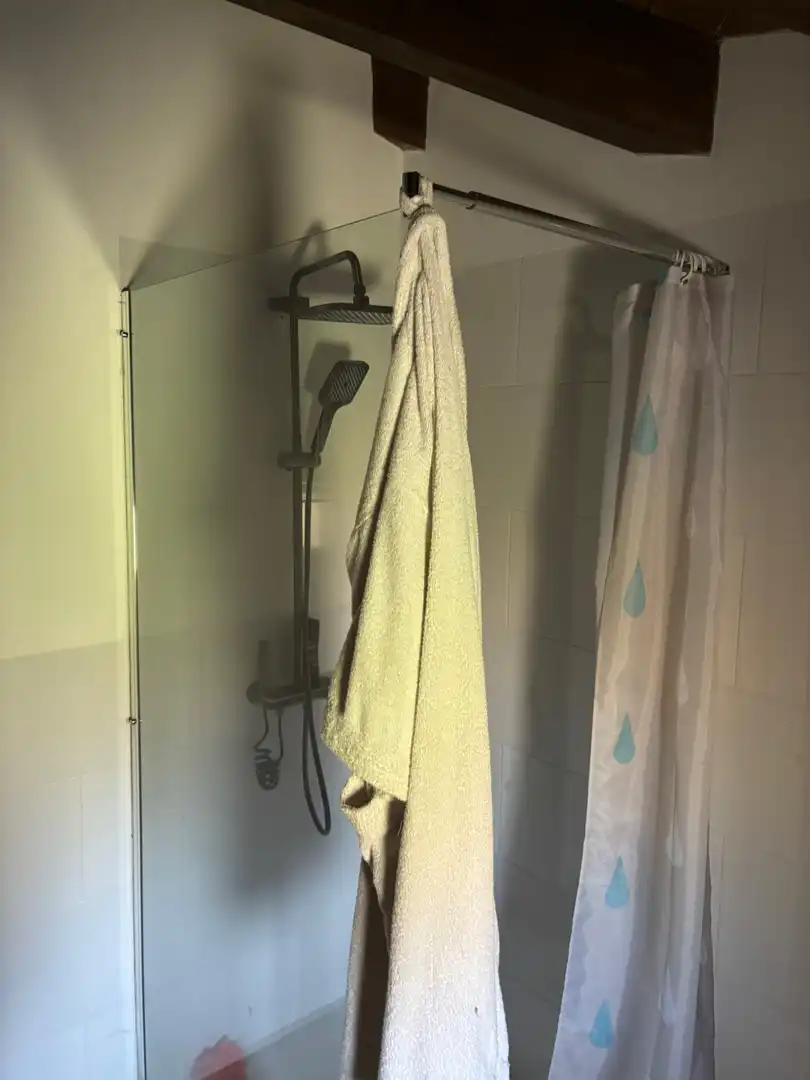 Baño de Casa o chalet en venta en Galende con Aire acondicionado, Calefacción y Jardín privado