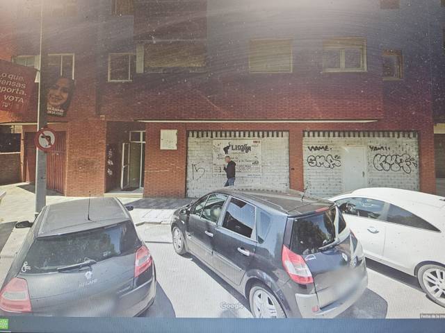 Garaje en Venta en Calle Montevideo, 13 en Pan y Guindas