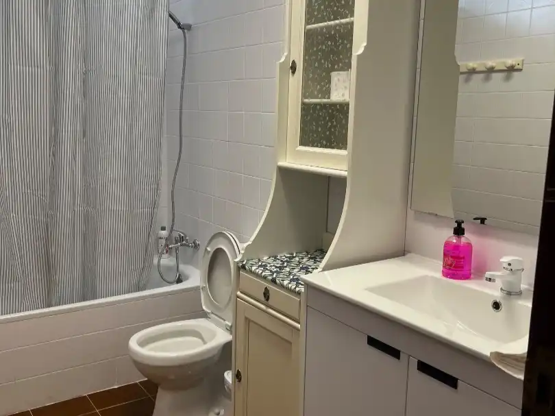 Apartamento de alquiler en Calle Marqués de Santa Cruz, 3, Puertito de Güímar Baño de Apartamento de alquiler en Güímar con Parquet, Amueblado y Parking comunitario