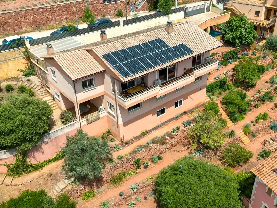Piso en venta en Carrer Pompeu Fabra, 14, Corbera de Llobregat Vista exterior de Piso en venta en Corbera de Llobregat con Aire acondicionado, Terraza y Balcón
