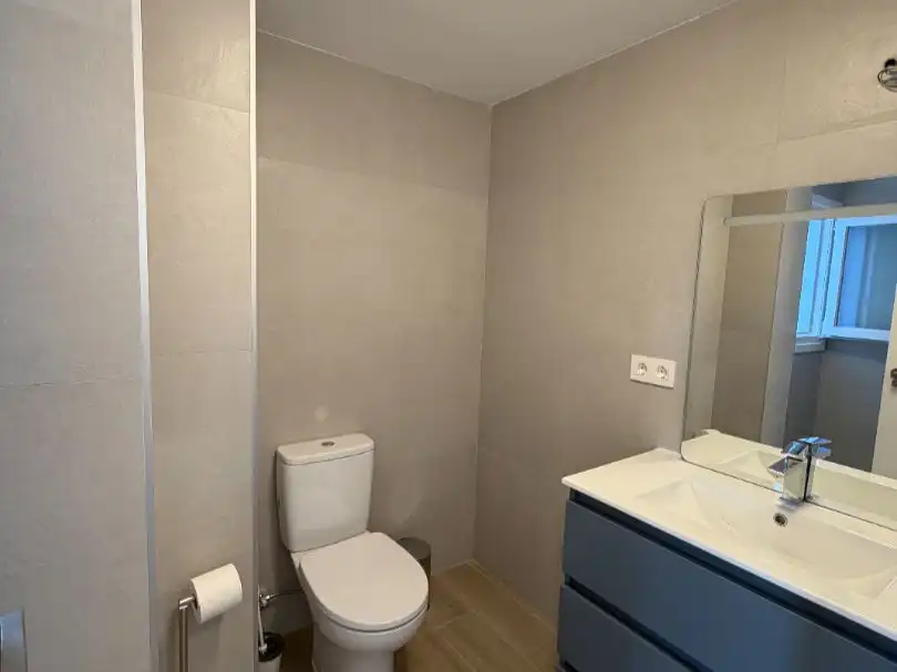 Flat for rent in Avenida de Andalucía, 95, Angustias - Chana - Encina Bathroom of Flat for rent in Granada with Terrace, Furnished and Video intercom