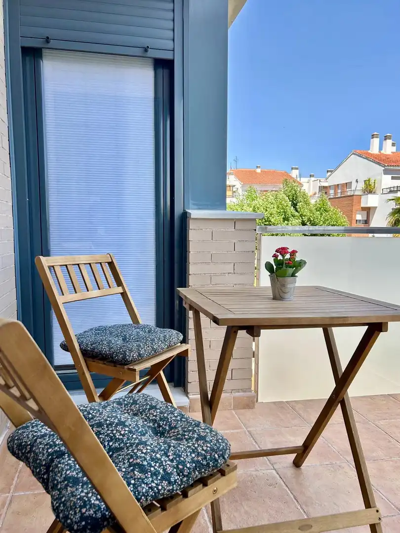 Flat for rent in Avenida de la Hiedra, Albolote Balcony of Flat for rent in Albolote with Air Conditioner, Terrace and Swimming Pool
