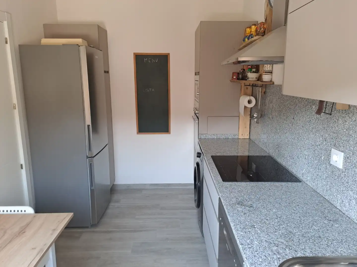 Houses for rent in Rúa da Asunción, 28, As Lagoas Kitchen of Houses for rent in Ourense Capital with Heating, Private garden and Terrace