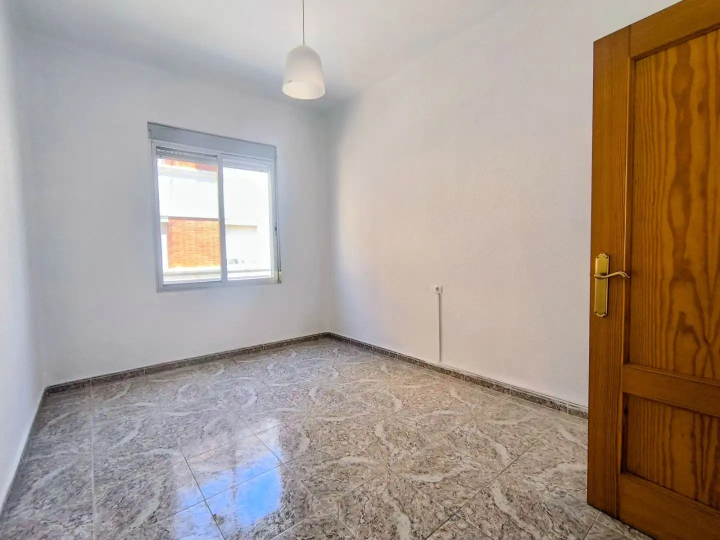 Flat for rent in Carrer de Sant Marcel·lí, 7, Camí Reial Bedroom of Flat for rent in Torrent with Air Conditioner