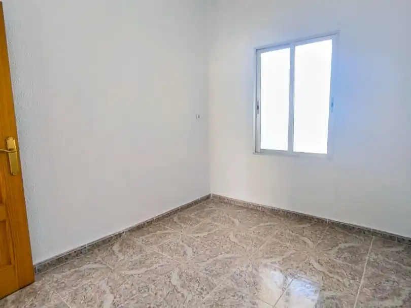 Flat for rent in Carrer de Sant Marcel·lí, 7, Camí Reial Bedroom of Flat for rent in Torrent with Air Conditioner