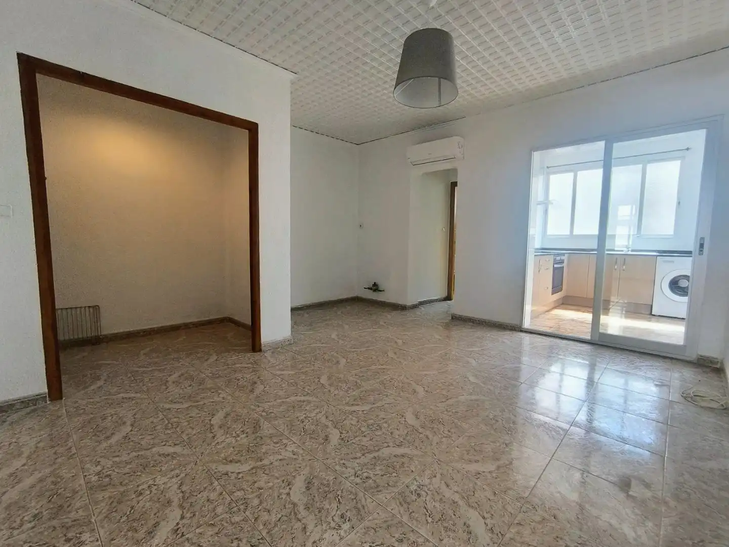 Flat for rent in Carrer de Sant Marcel·lí, 7, Camí Reial Living room of Flat for rent in Torrent with Air Conditioner