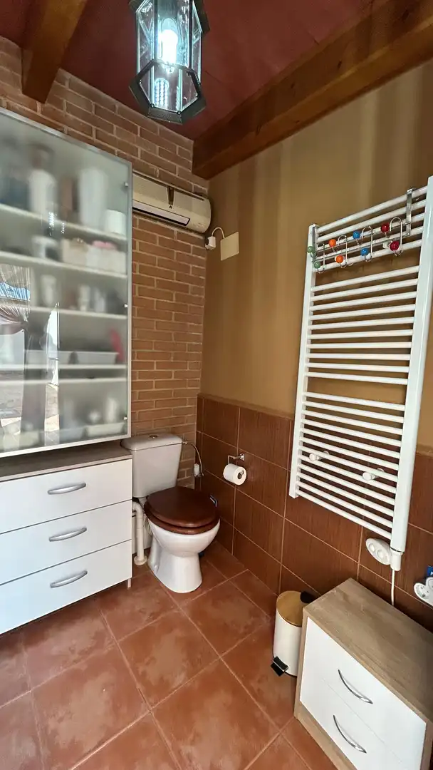 Casa adosada en venta en Vía Camino, 112, Corralet - Bonanza - Tres Rutas Baño de Casa adosada en venta en Náquera con Aire acondicionado, Calefacción y Jardín privado
