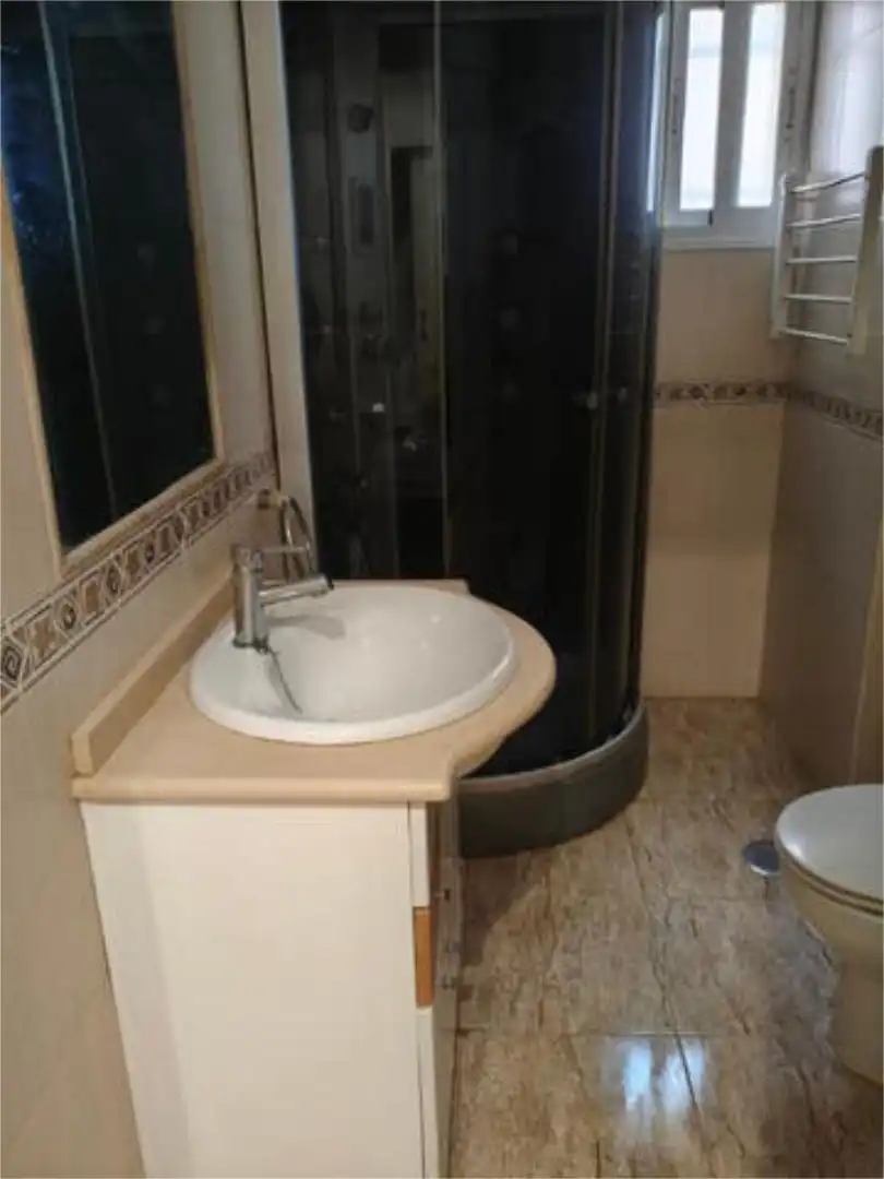 Flat for rent in Ciudad Aljarafe Bathroom of Flat for rent in Mairena del Aljarafe with Terrace, Storage room and Furnished