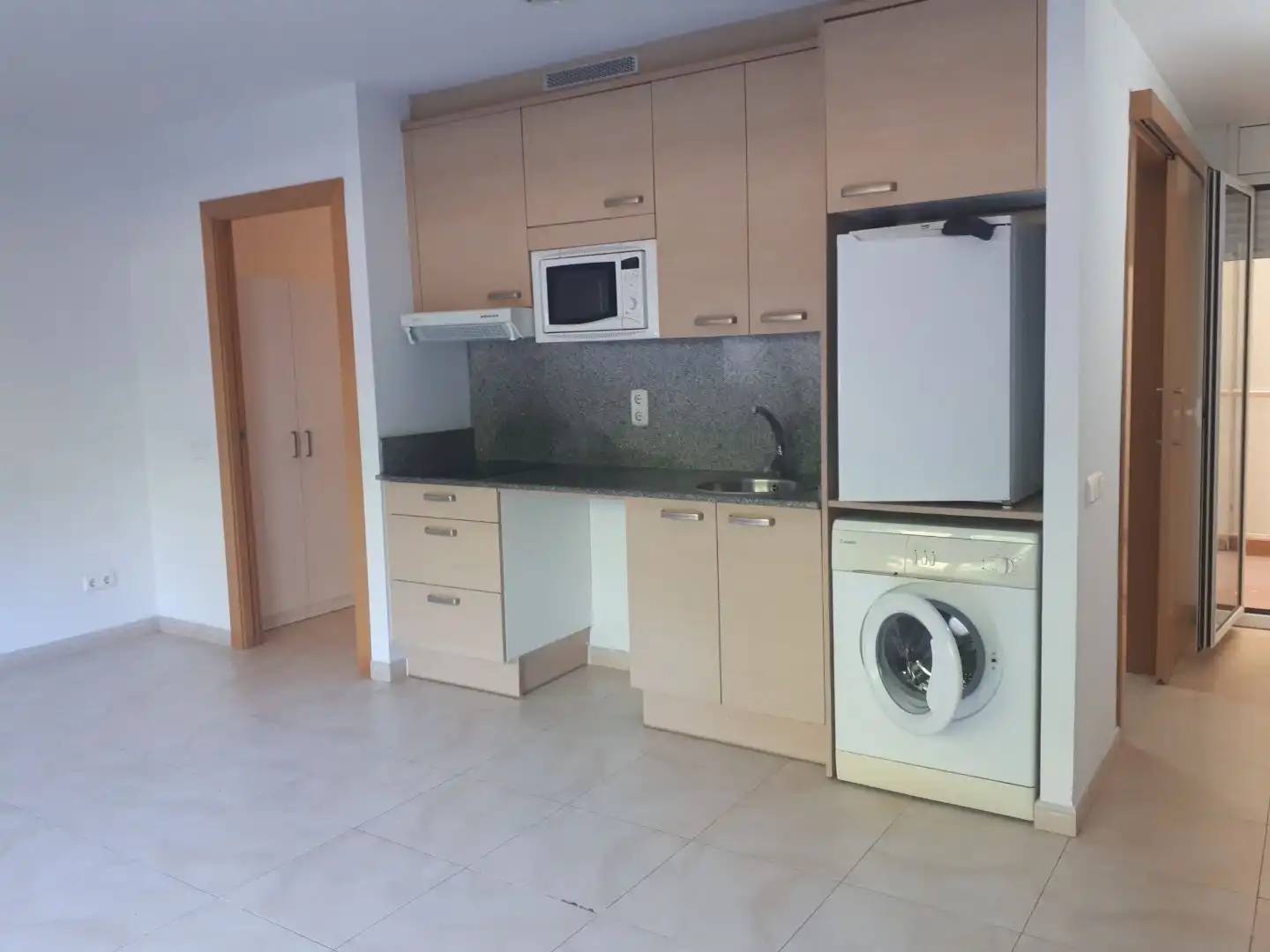Apartamento de alquiler en Carrer de Barcelona, 73, Poble Nou Cocina de Apartamento de alquiler en Manresa con Aire acondicionado, Calefacción y Terraza