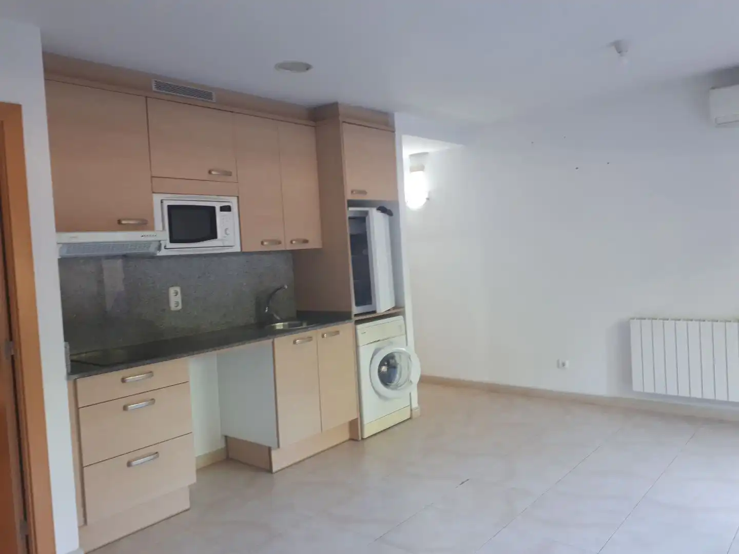 Apartamento de alquiler en Carrer de Barcelona, 73, Poble Nou Cocina de Apartamento de alquiler en Manresa con Aire acondicionado, Calefacción y Terraza