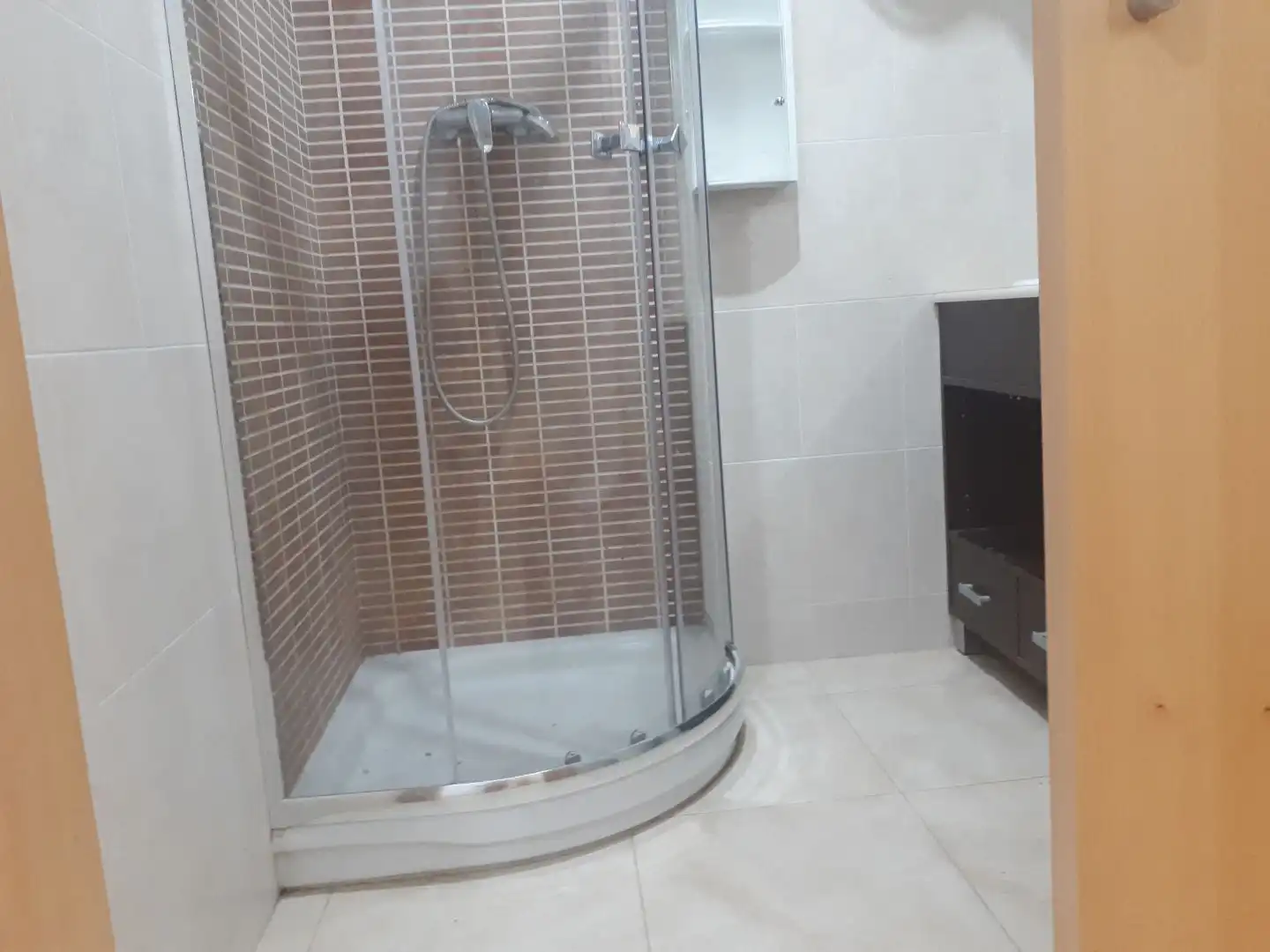 Apartamento de alquiler en Carrer de Barcelona, 73, Poble Nou Baño de Apartamento de alquiler en Manresa con Aire acondicionado, Calefacción y Terraza